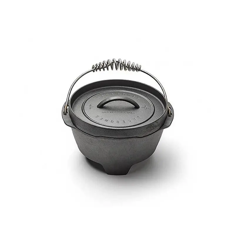 Barebones 10-Inch Cast Iron Dutch Oven With Lid 1
