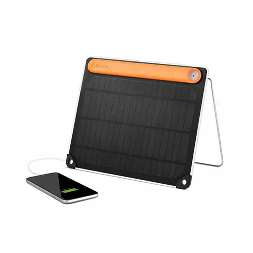 Biolite Solarpanel 5+ – Foldable 5W Solar Charger For Phones & Small Devices 1
