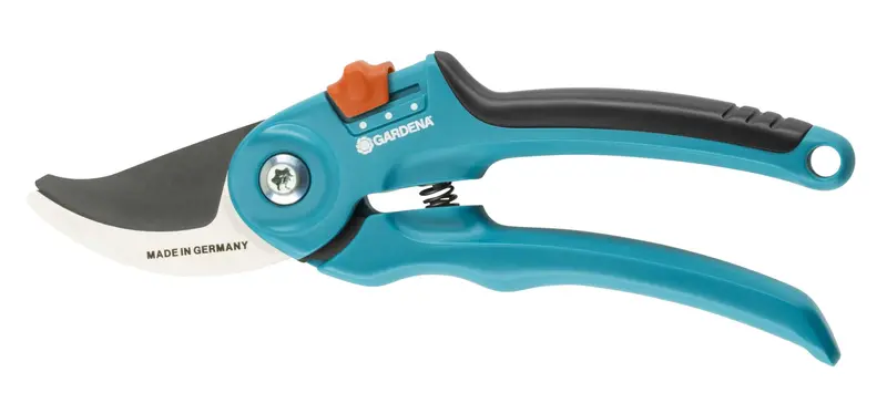 Gardena Premium Bypass Garden Secateurs 1