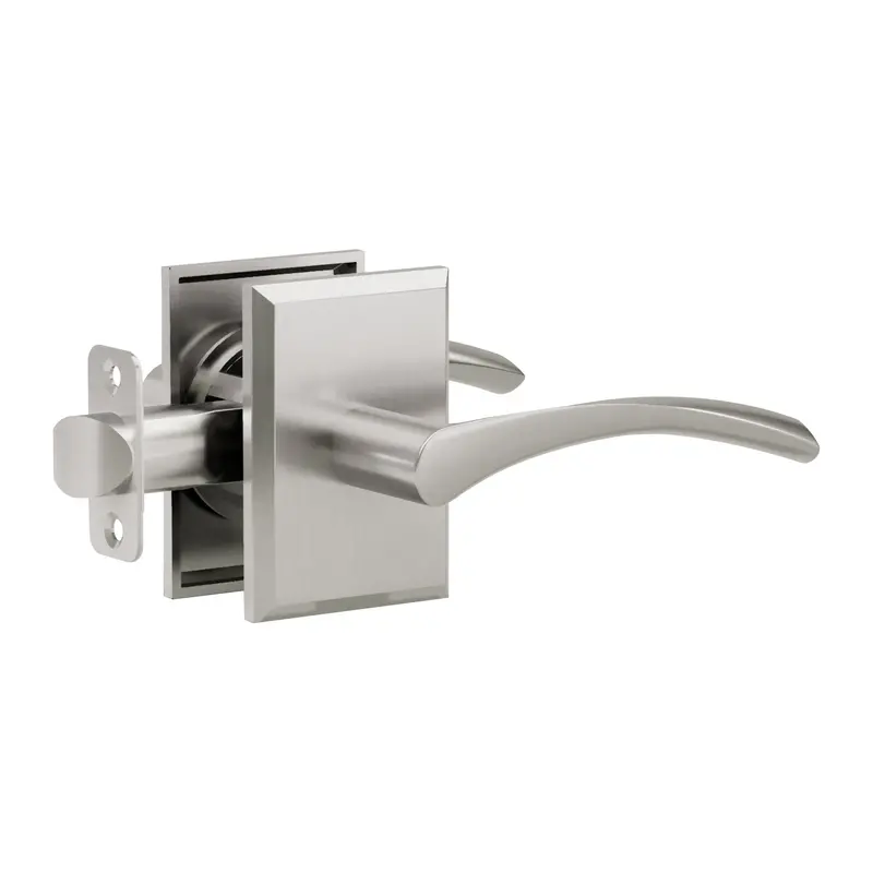 L4 Lever Handle With Rectangular R2 Rosette 1