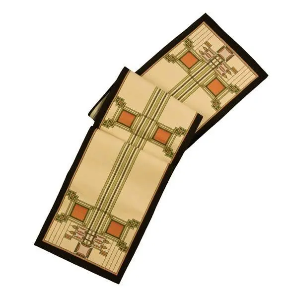 Sullivan Art Glass Collection Table Runner 1