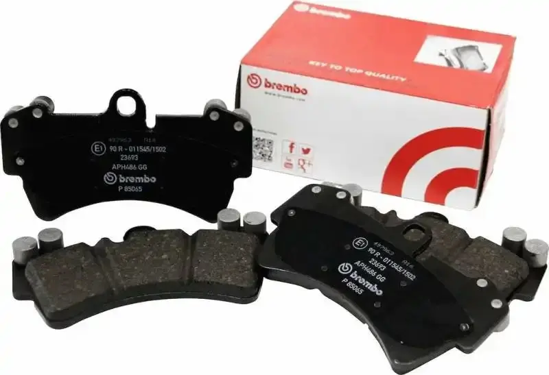 Brembo Front Ceramic Brake Pads For 2010–2012 Hyundai Santa Fe & 2012–2017 Azera – Nao Oe-Equivalent 1